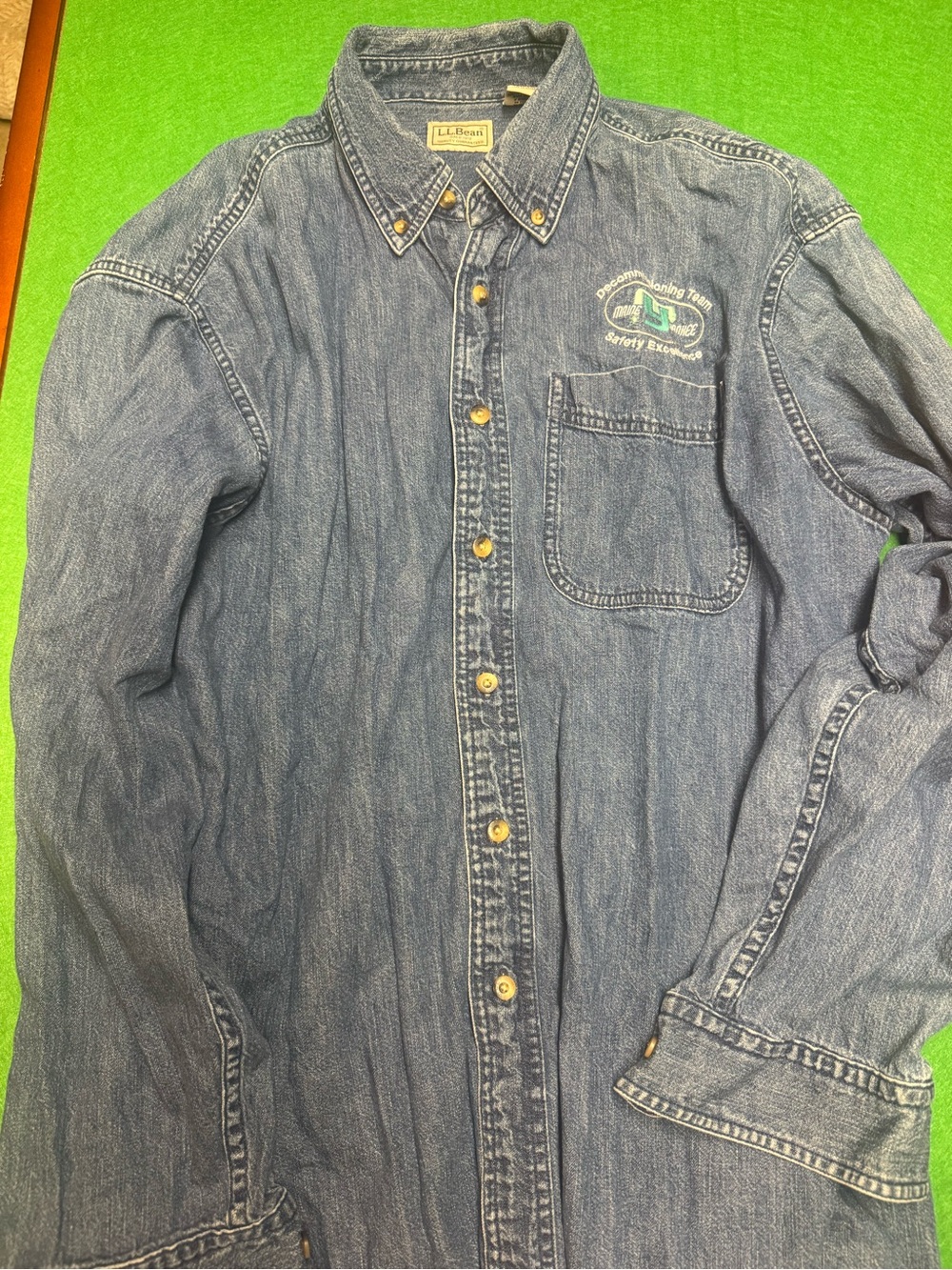 Vintage L.L. Bean Men's Button-Down Shirt with Embroidered Chest Logo